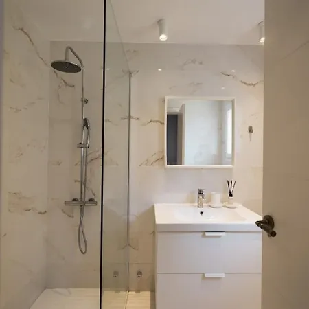 Apartment Andalucia Del Mar - 3 Bedroom In Puerto Banus *